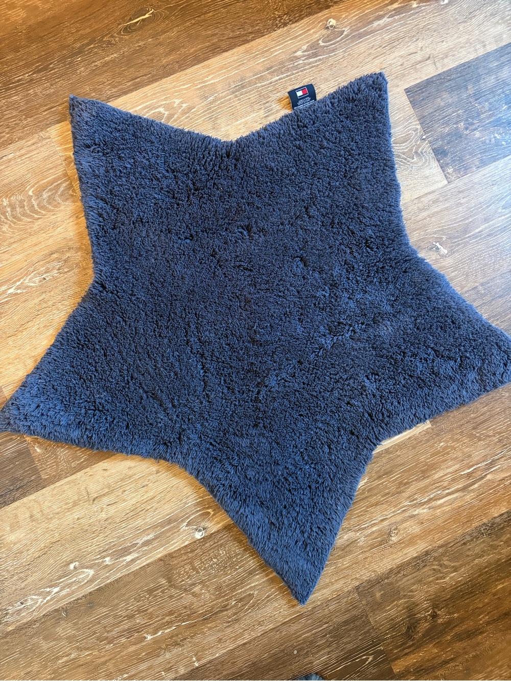 Tommy Hilfiger Dark Navy Star-Shaped Plush Bath Mat